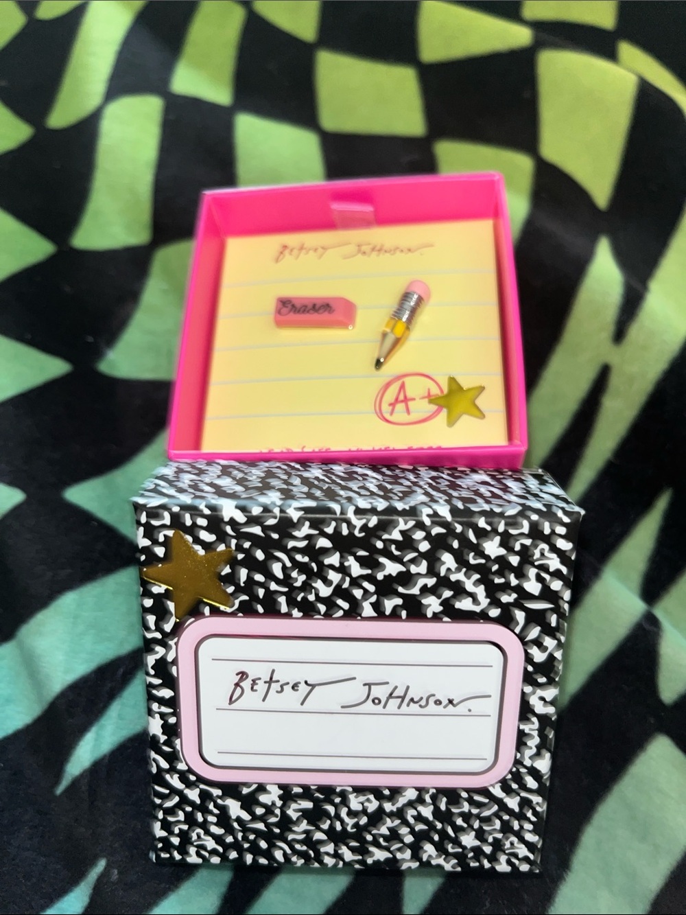 ✨BNWT Betsey Johnson Pencil & Eraser Stud Earrings!BNWT!NEVER WORN!BRAND NEW!